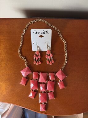 One Wink New Necklace Orange Bib Faceted Rectangle With Chandelier Earrings